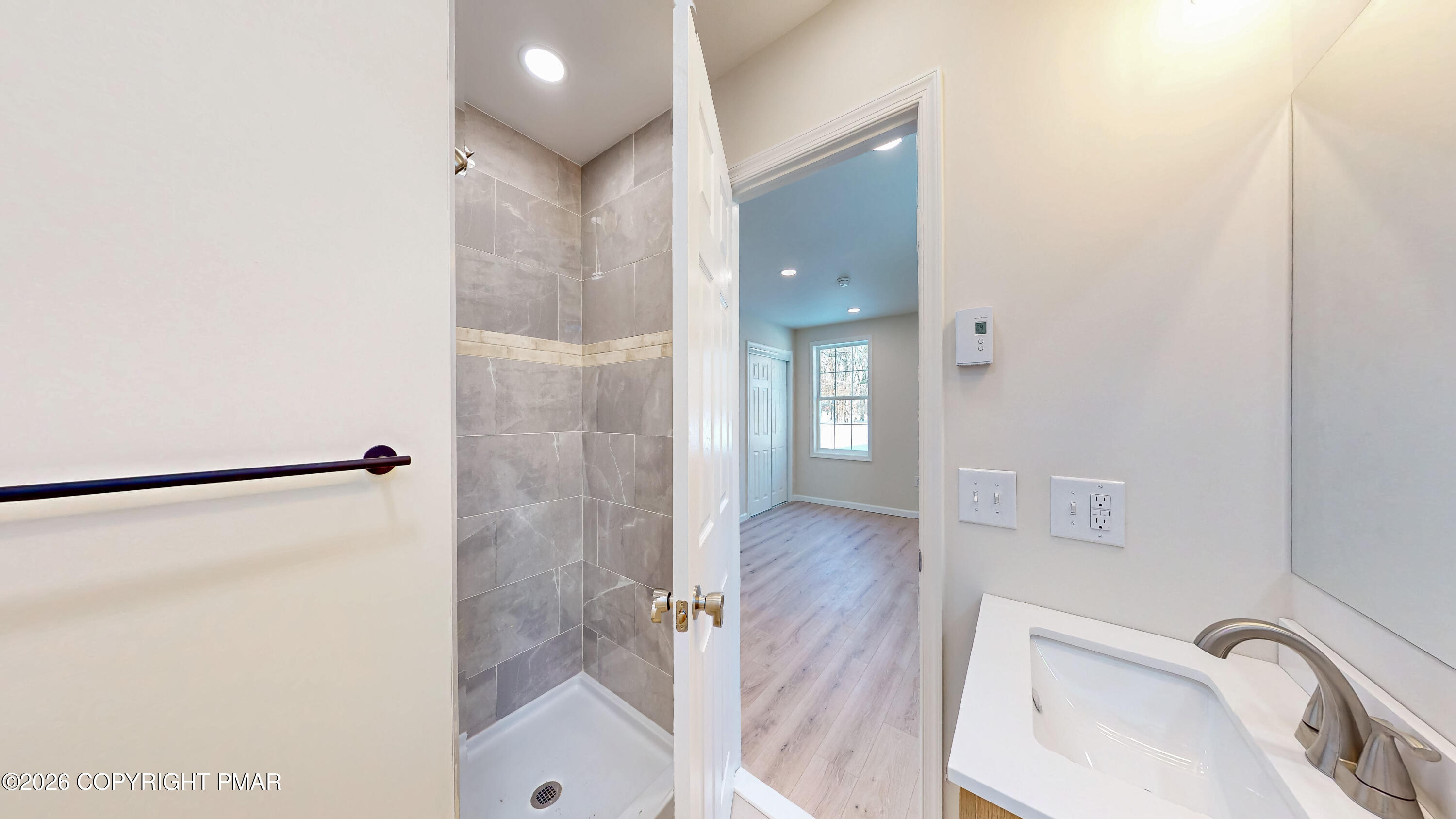 515 Hummingbird Court Bushkill, PA 18324 - Photo 15 of 28 515-Hummingbird-Ct-02242026_194954