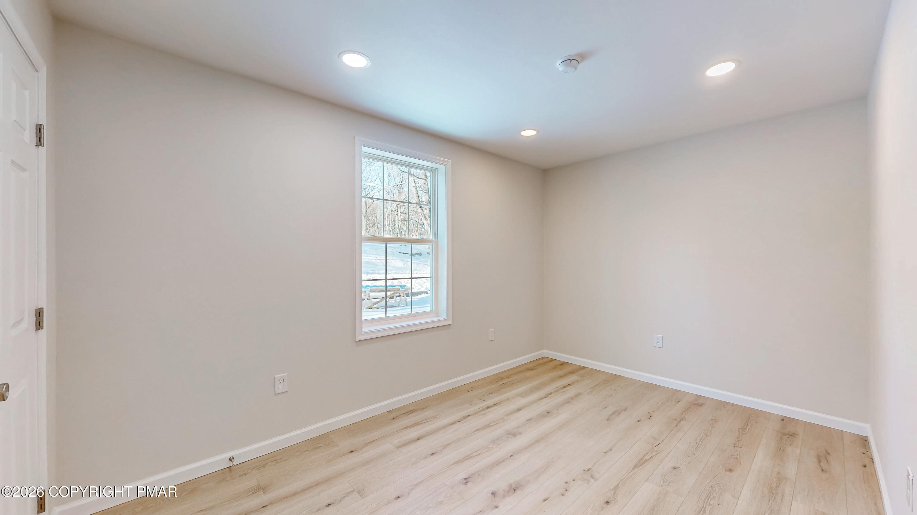 515 Hummingbird Court Bushkill, PA 18324 - Photo 20 of 28 515-Hummingbird-Ct-02242026_195149
