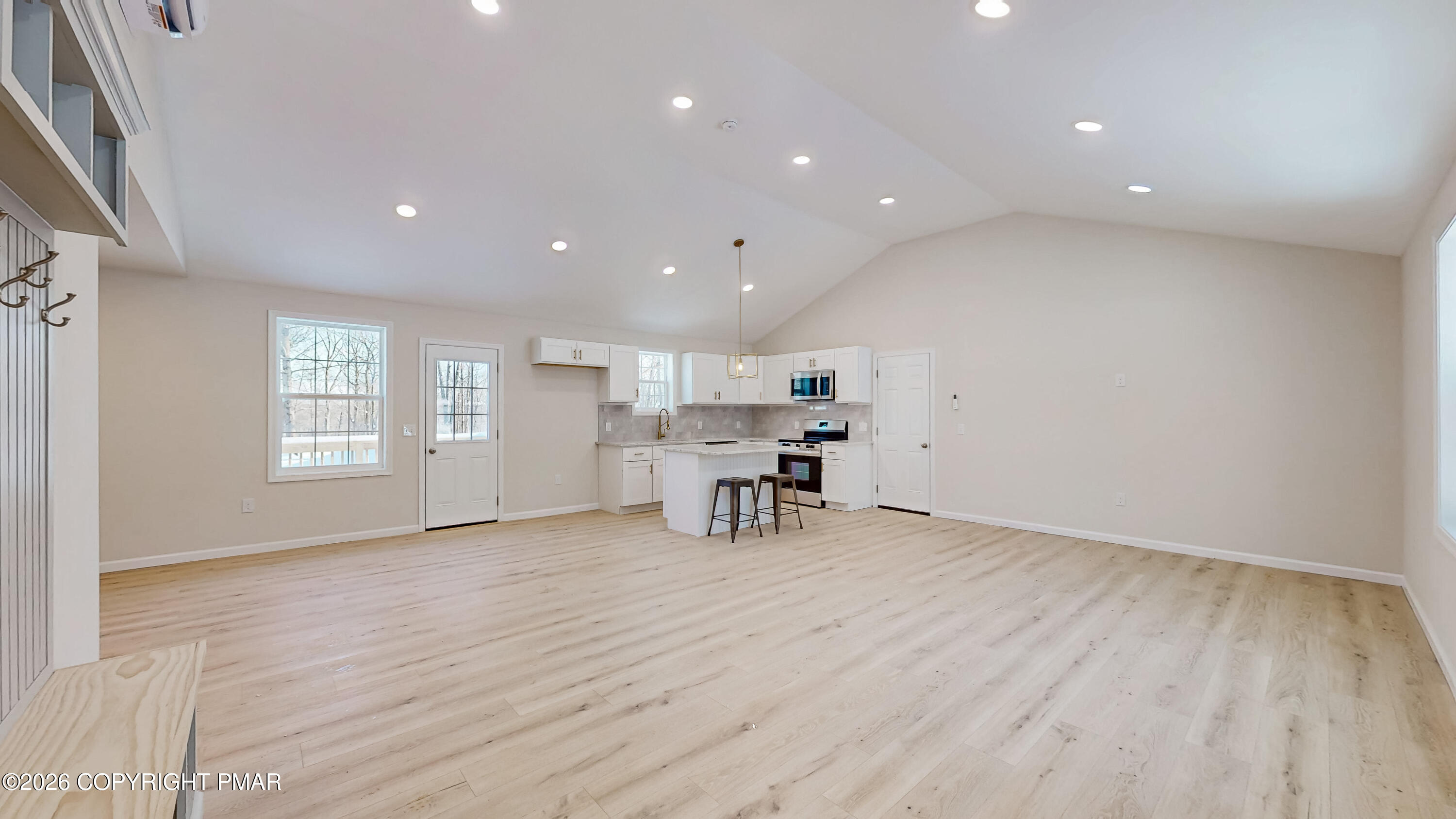 515 Hummingbird Court Bushkill, PA 18324 - Photo 3 of 28 515-Hummingbird-Ct-02242026_194352