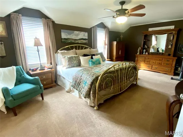 $229,900 | 504 East Cypress Street, Charleston, MO 63834