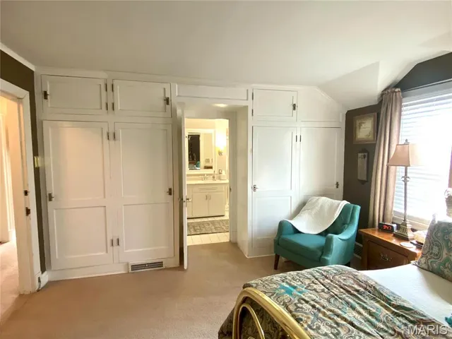 $229,900 | 504 East Cypress Street, Charleston, MO 63834