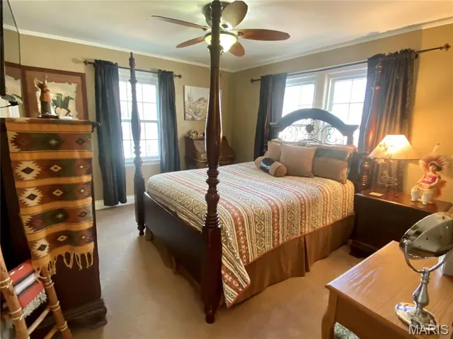 $229,900 | 504 East Cypress Street, Charleston, MO 63834