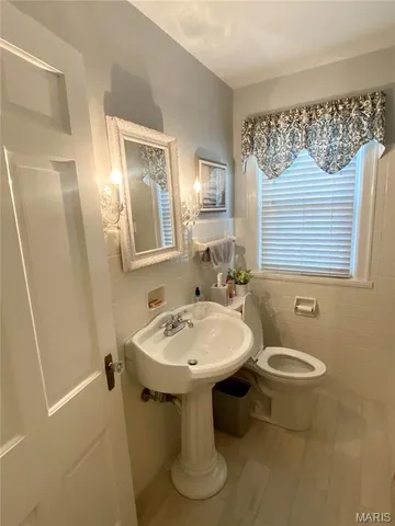 $229,900 | 504 East Cypress Street, Charleston, MO 63834