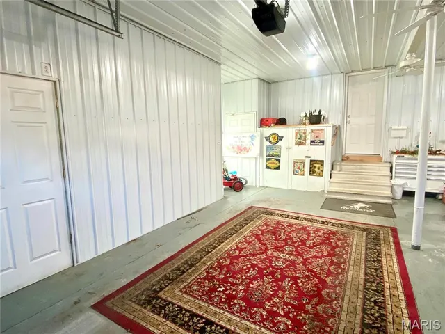 $229,900 | 504 East Cypress Street, Charleston, MO 63834