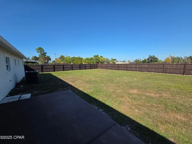 $2,200 | 5253 Collins Drive, Panama City, FL 32404