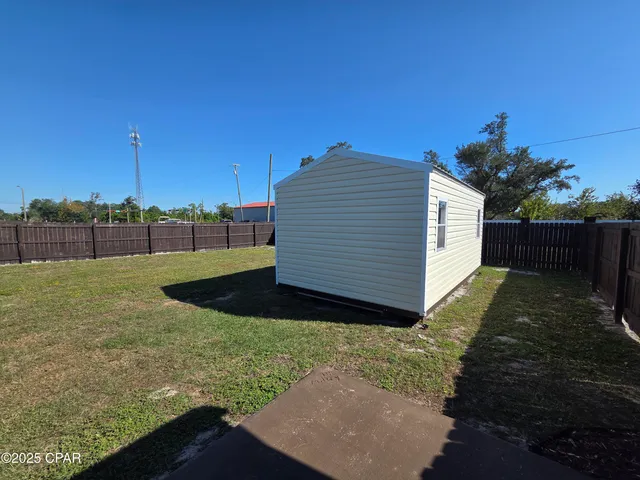 $2,200 | 5253 Collins Drive, Panama City, FL 32404