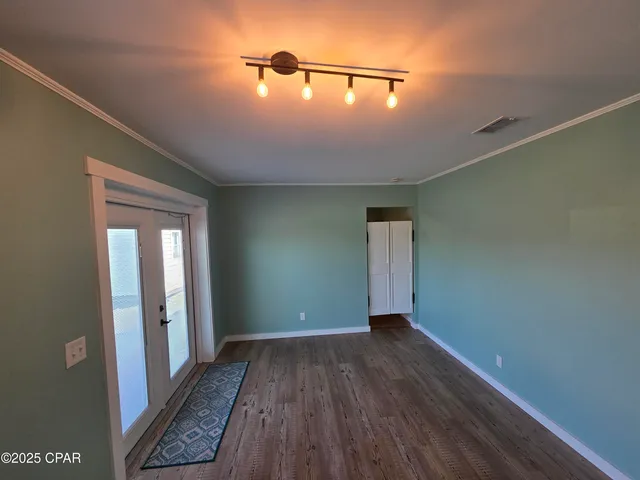 $2,200 | 5253 Collins Drive, Panama City, FL 32404