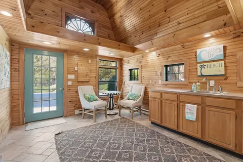 $2,225,000 | 12 Beatty Lane, Easton, MA 02375