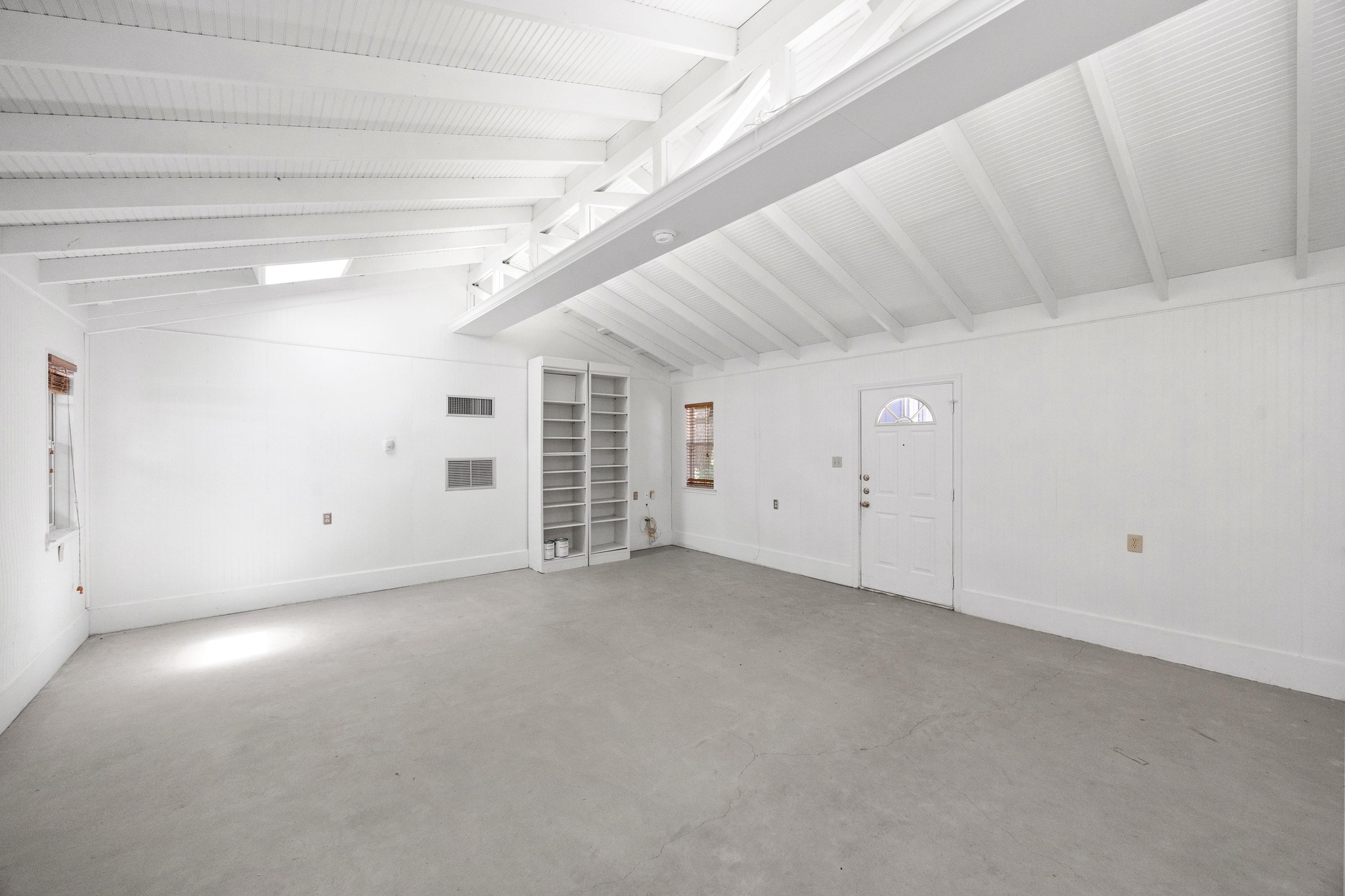11205 D-K Ranch Road Austin, TX 78759 - Photo 28 of 35 Detached Office-quality storage building
