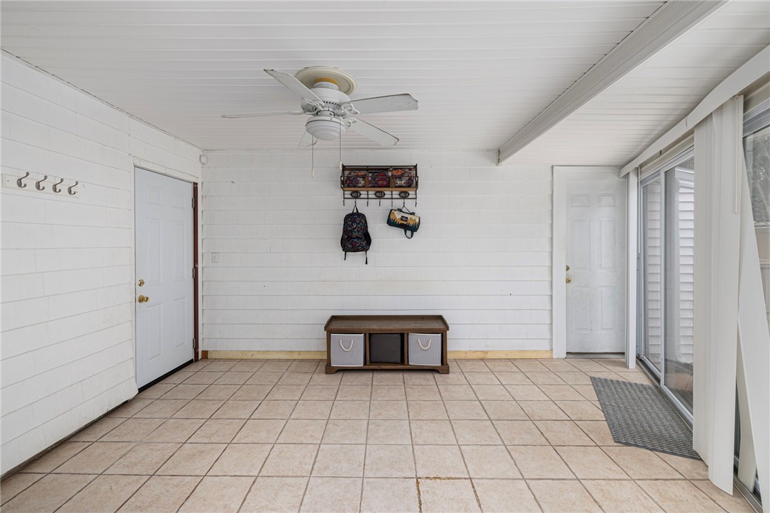 11 Doane Street Cranston, RI 02910 - Photo 17 of 38