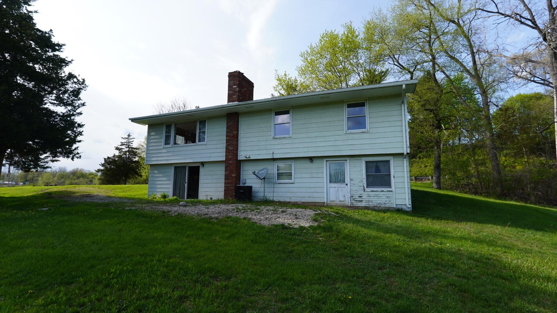 5251 Hudson Road Osseo, MI 49266 - Photo 6 of 51 5251 Hudson (51)