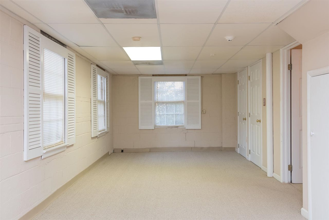 1409 Hathaway Road Raleigh, NC 27608 - Photo 18 of 25 Photo 18