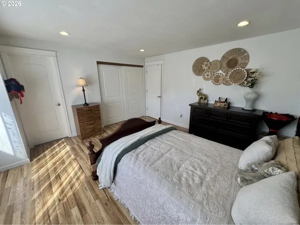 $345,000 | 825 West Division Avenue, Hermiston, OR 97838