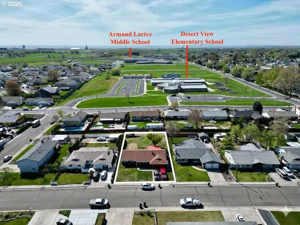 $345,000 | 825 West Division Avenue, Hermiston, OR 97838
