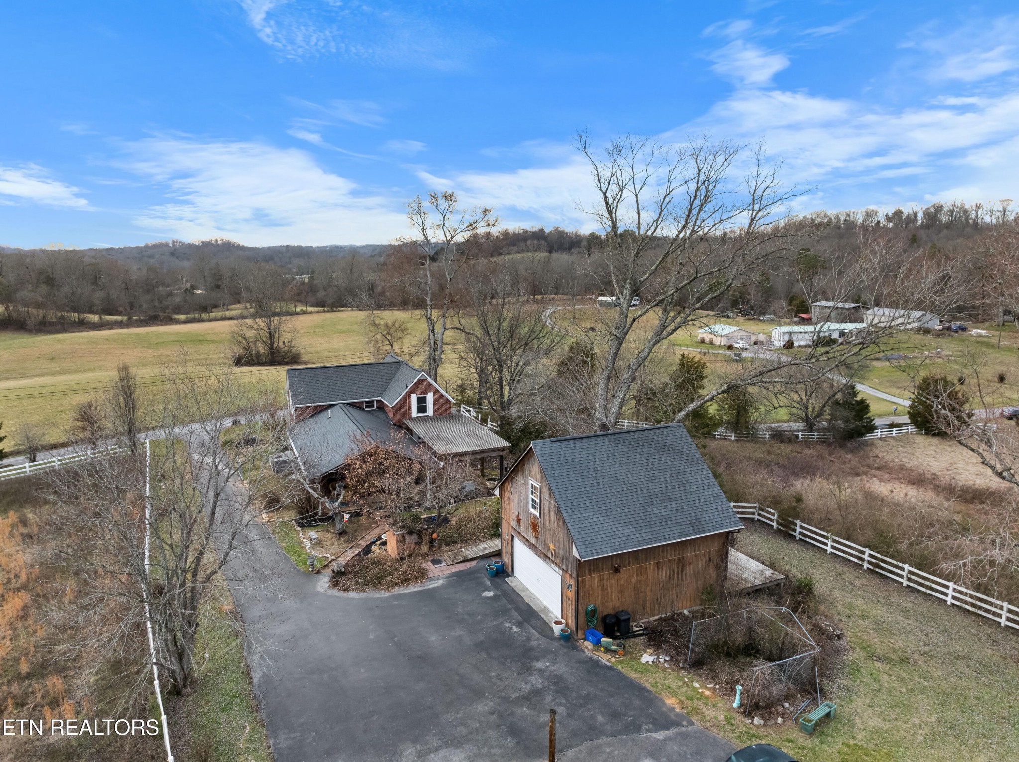 5826 Perry Road Knoxville, TN 37914 - Photo 5 of 49 Gallery Image 5