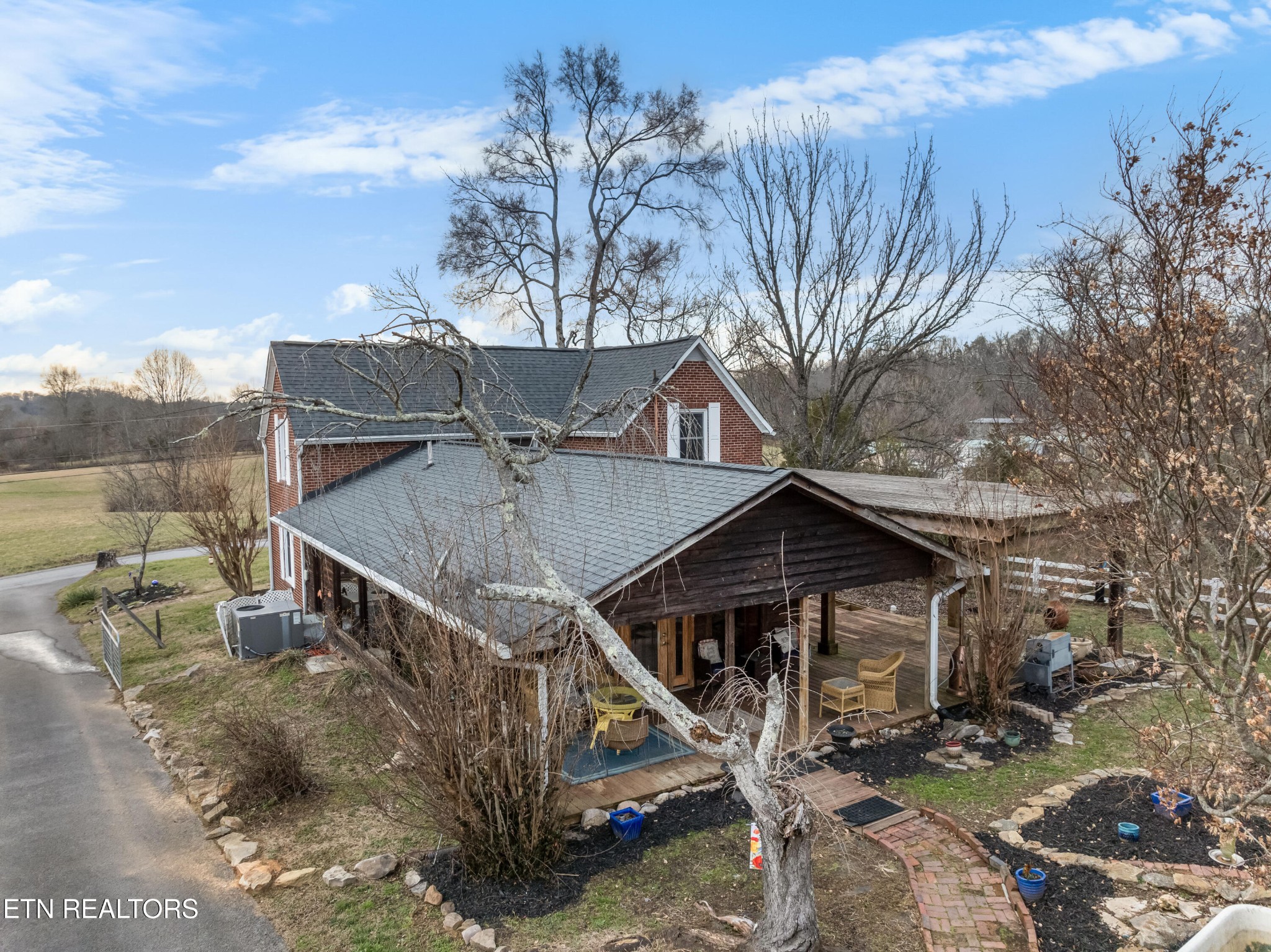 5826 Perry Road Knoxville, TN 37914 - Photo 6 of 49 Gallery Image 6