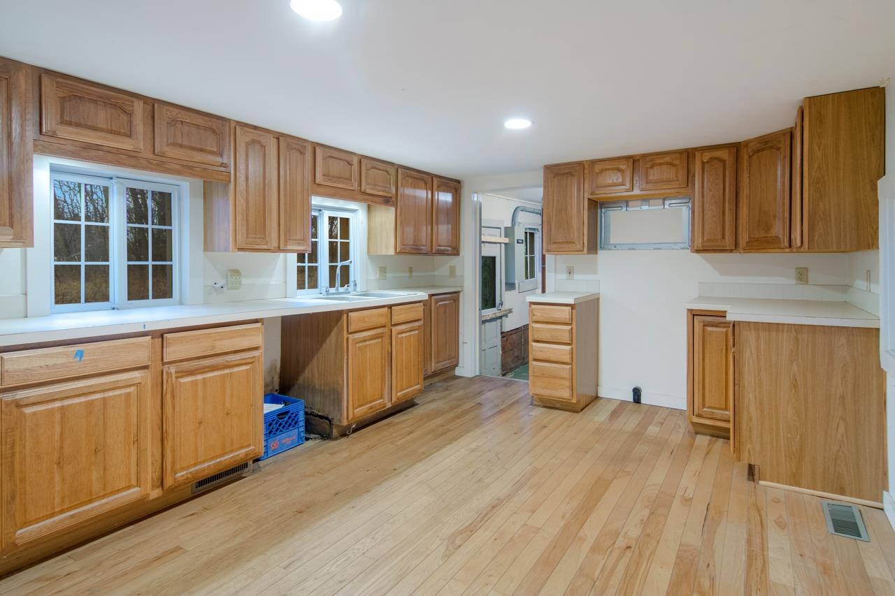 11044 Fredrickson Road Empire, MI 49630 - Photo 21 of 40