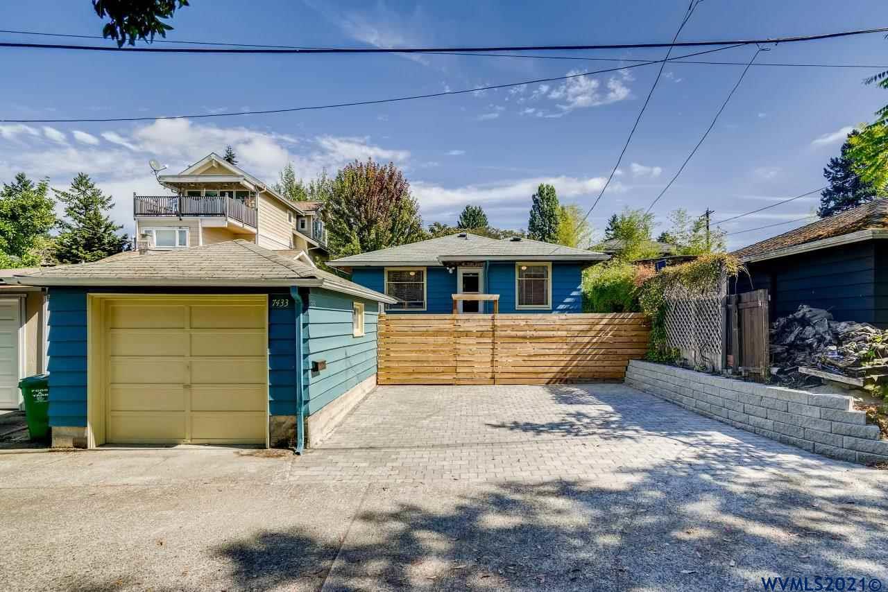 7433 California Avenue Southwest Seattle, WA 98136 - Photo 3 of 22