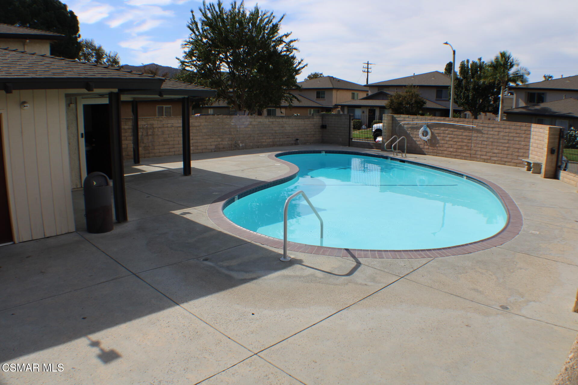 5985 Nelda Street, Unit 2 Simi Valley, CA 93063 - Photo 45 of 46 IMG_0560