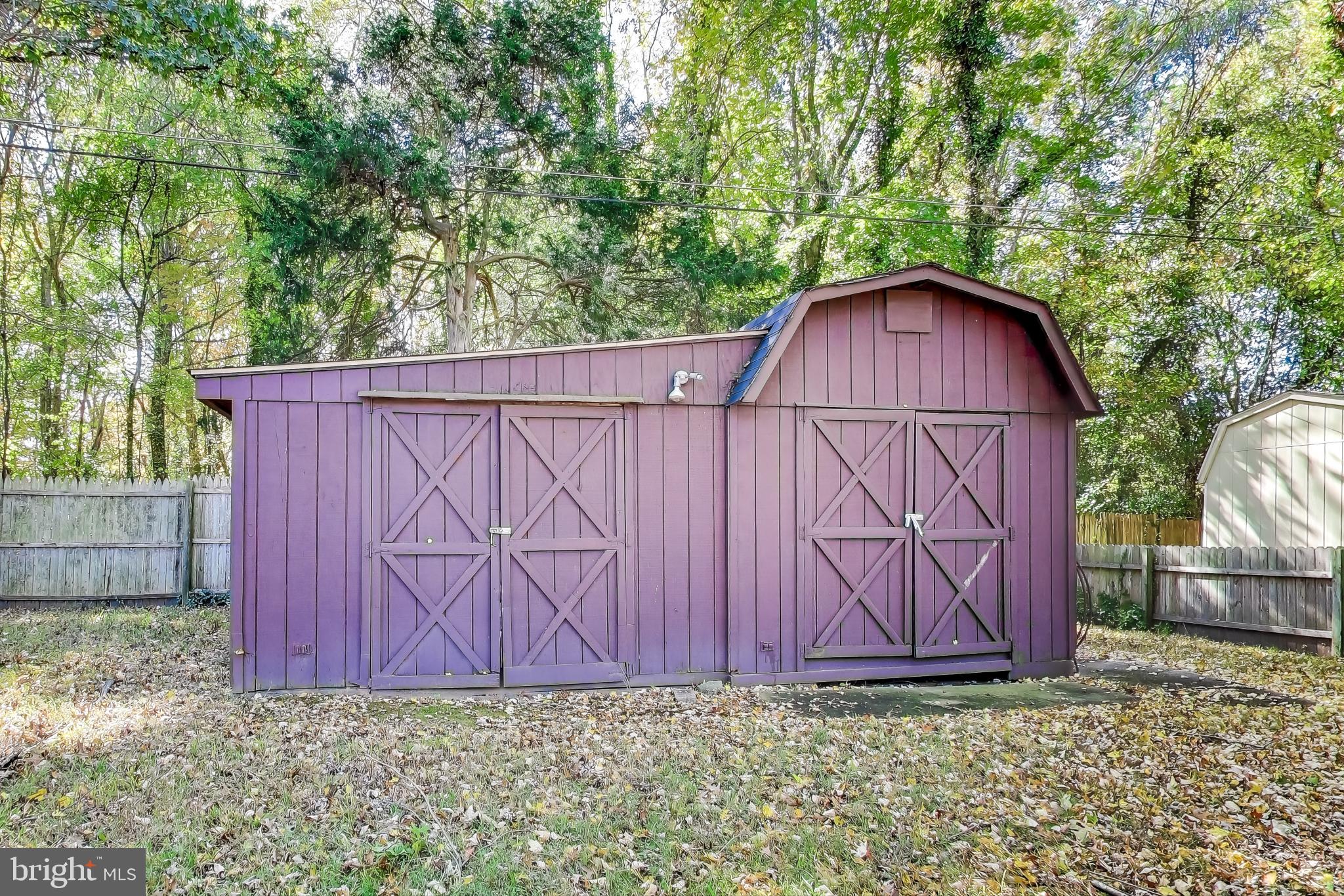 119 Jefferson Road Waldorf, MD 20602 - Photo 40 of 44 a view of a small barn with wooden fence