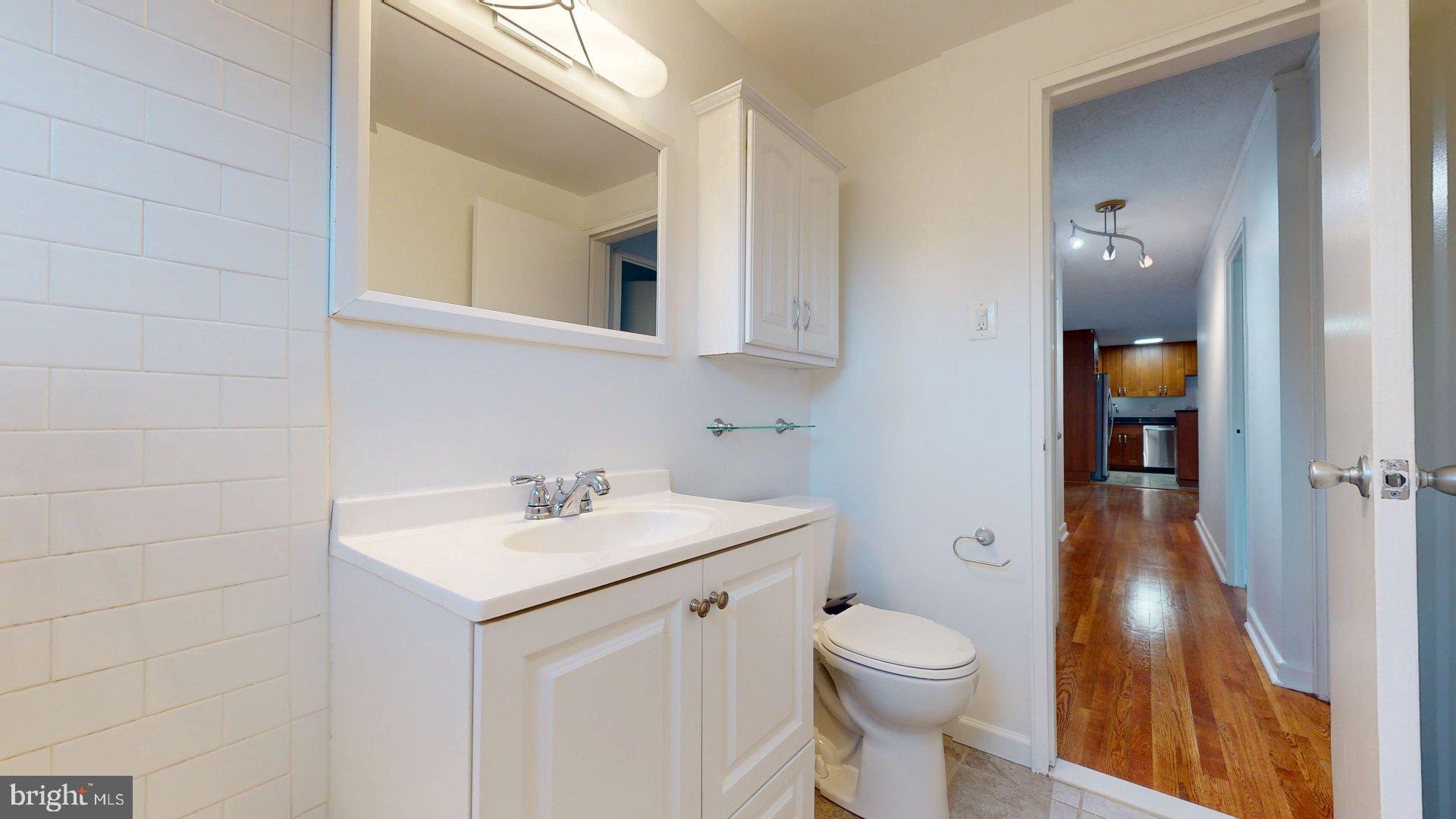 1200 South Arlington Ridge Road, Unit 407 Arlington, VA 22202 - Photo 8 of 24