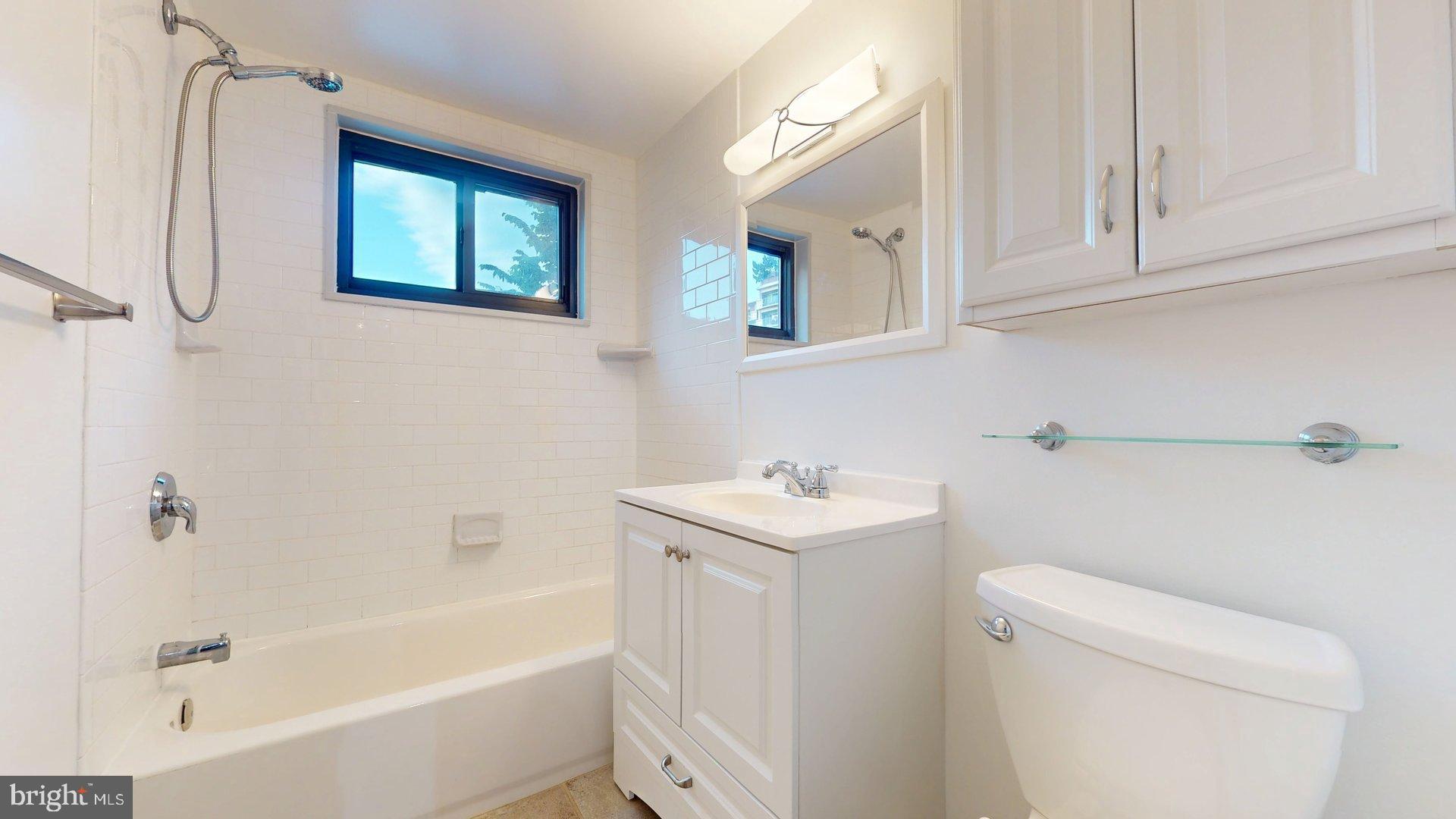 1200 South Arlington Ridge Road, Unit 407 Arlington, VA 22202 - Photo 9 of 24