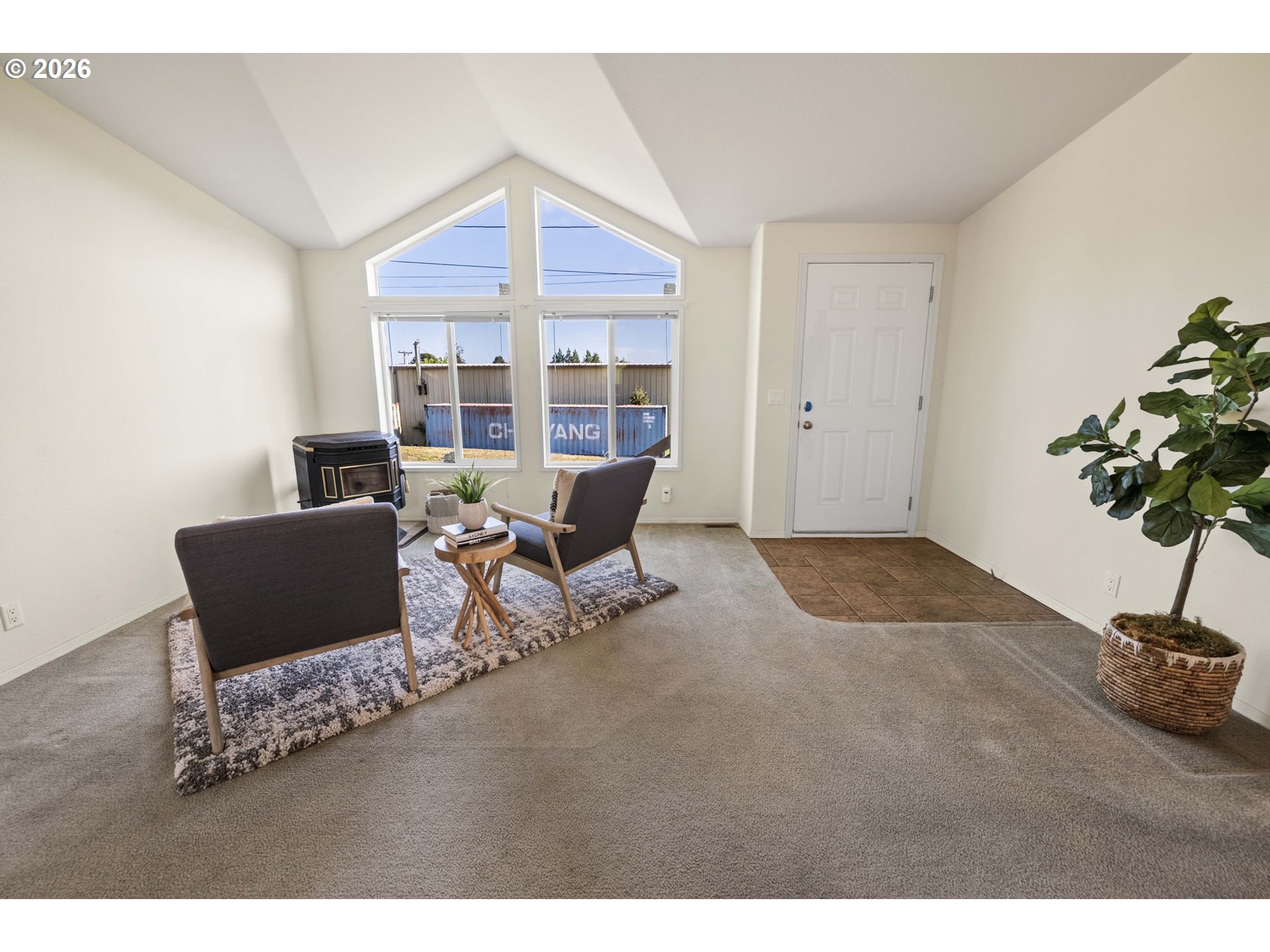 93228 Knappa Platt Road Astoria, OR 97103 - Photo 5 of 46 Living Room