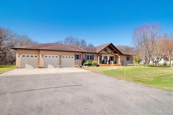 $650,000 | 2302 Ann Street, West Fargo, ND 58078