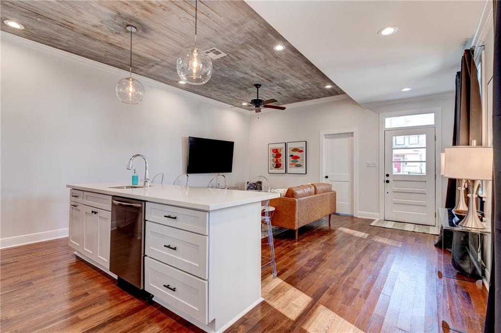 528 South Rocheblave Street New Orleans, LA 70119 - Photo 12 of 22