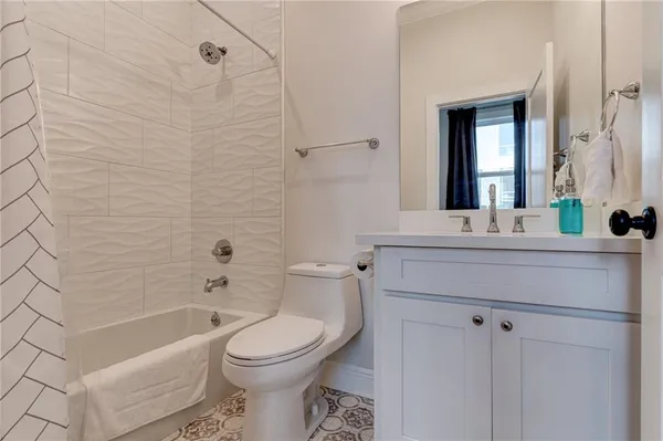 $399,000 | 528 South Rocheblave Street, New Orleans, LA 70119
