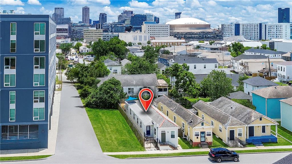 528 South Rocheblave Street New Orleans, LA 70119 - Photo 3 of 22