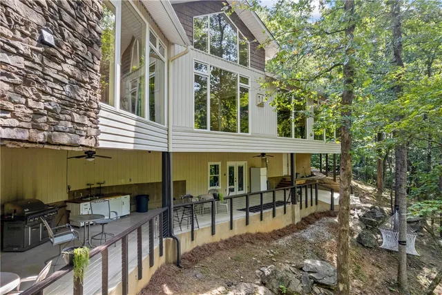 $1,175,000 | 120 Edgewater Drive, Fair Play, SC 29643