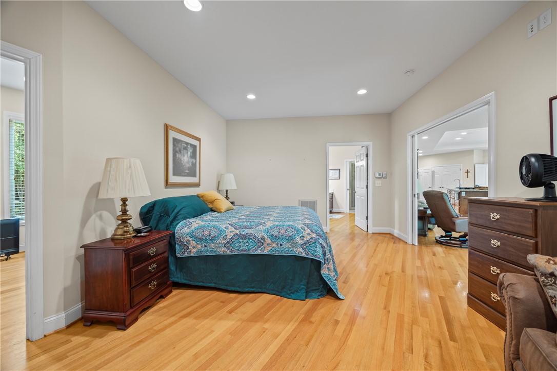 120 Edgewater Drive Fair Play, SC 29643 - Photo 30 of 50 suite 2 bedroom 1