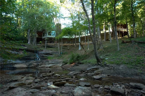 $1,165,000 | 120 Edgewater Drive, Fair Play, SC 29643