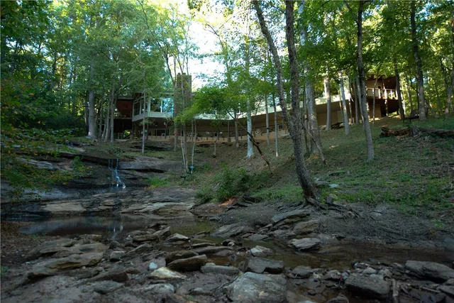 $1,175,000 | 120 Edgewater Drive, Fair Play, SC 29643