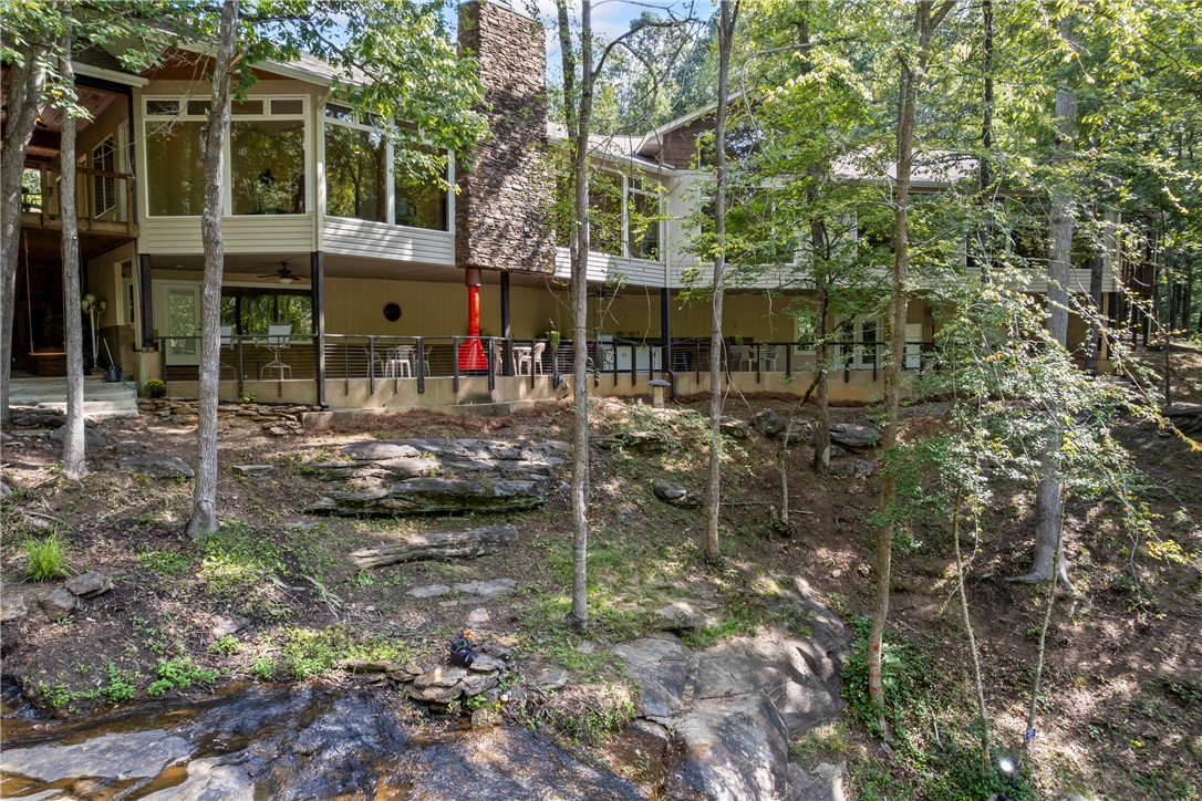 120 Edgewater Drive Fair Play, SC 29643 - Photo 9 of 50 Rear of home