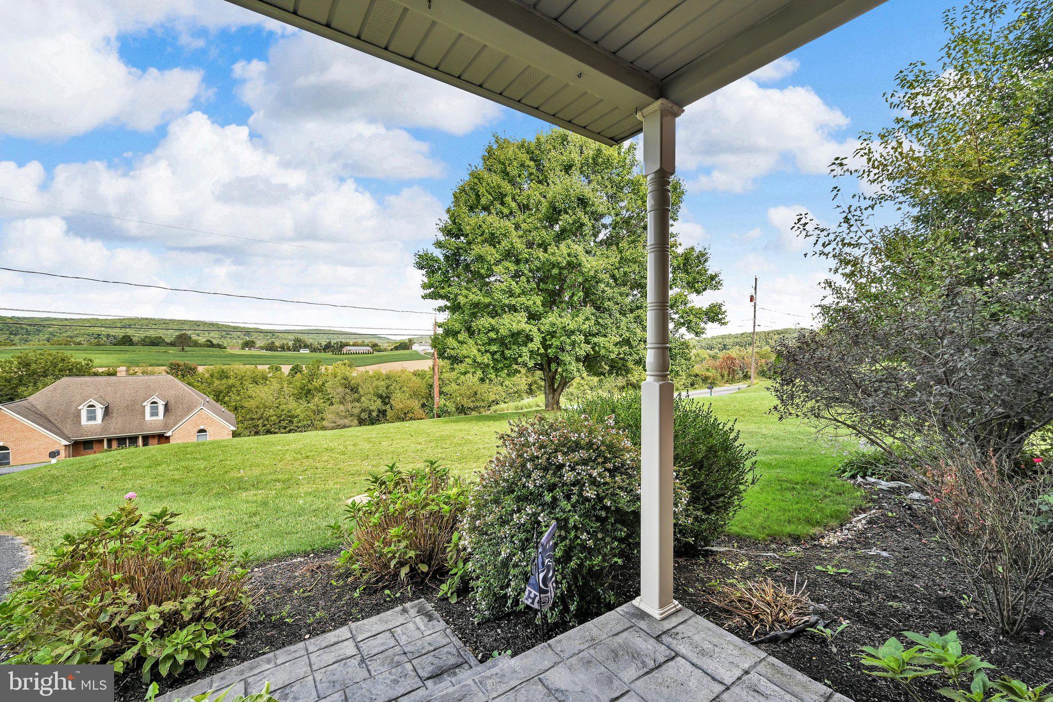 690 West Church Road Ephrata, PA 17522 - Photo 7 of 46 Front Porch