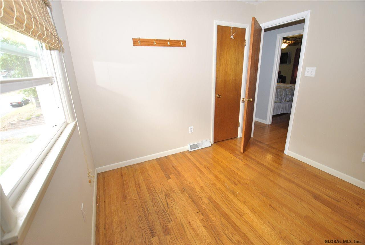 9 Crestone Road Colonie, NY 12205 - Photo 22 of 25 Photo 22