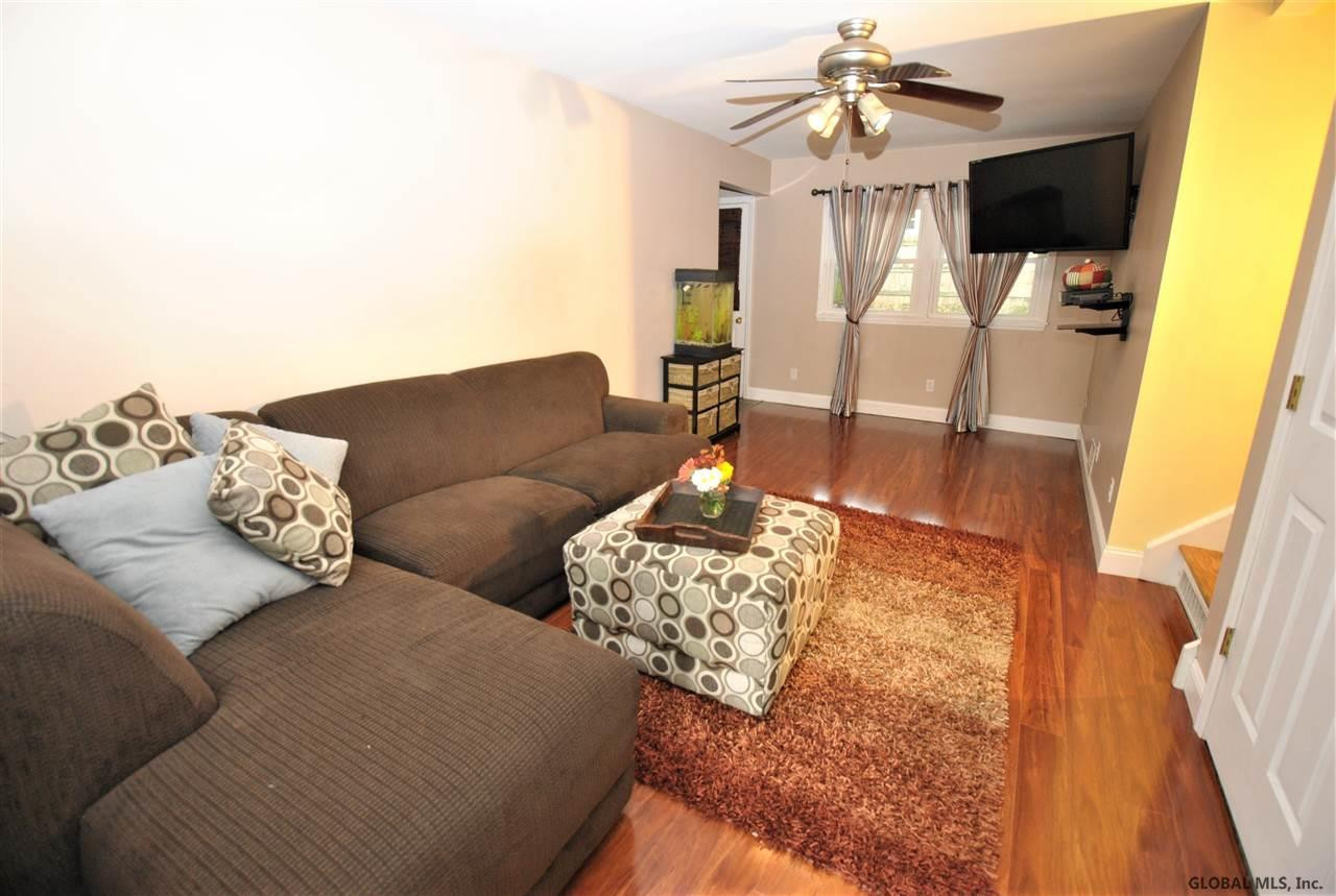 9 Crestone Road Colonie, NY 12205 - Photo 8 of 25 Photo 8