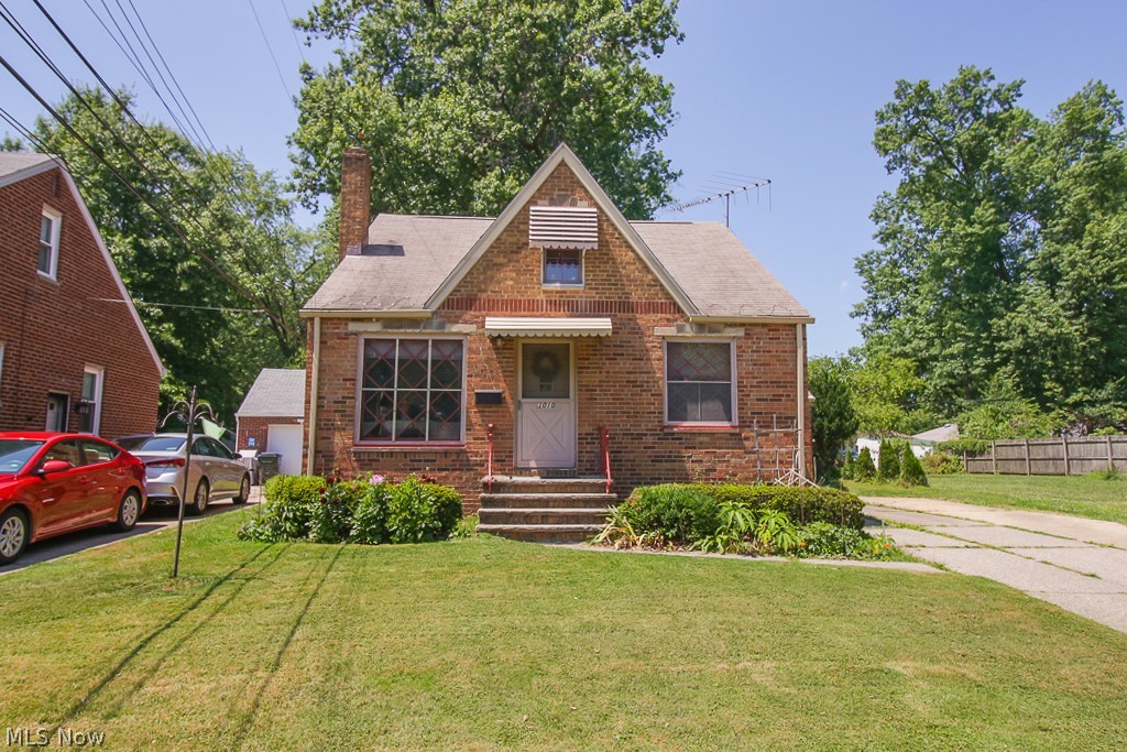 1010 South Green Road Cleveland, OH 44121 - Photo 1 of 34