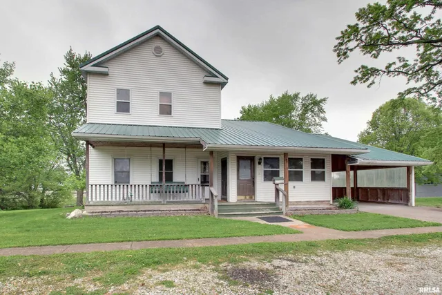 $86,500 | 529 North Monroe Street, Pittsfield, IL 62363