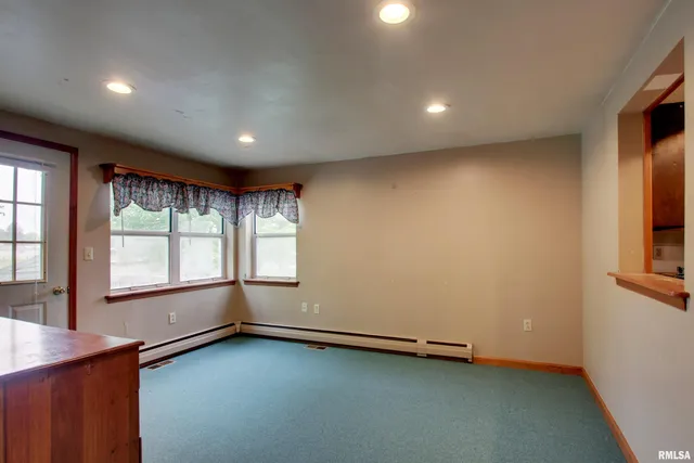 $86,500 | 529 North Monroe Street, Pittsfield, IL 62363