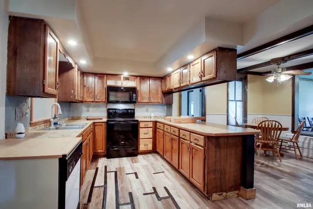 $86,500 | 529 North Monroe Street, Pittsfield, IL 62363