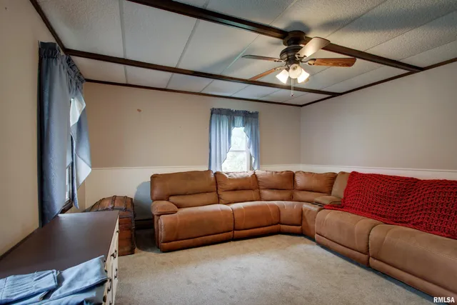 $86,500 | 529 North Monroe Street, Pittsfield, IL 62363