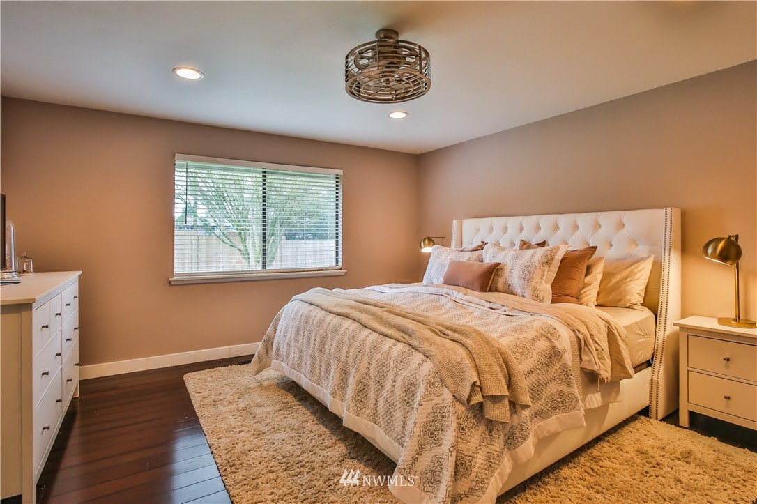 220 175th Place Southwest Bothell, WA 98012 - Photo 11 of 24