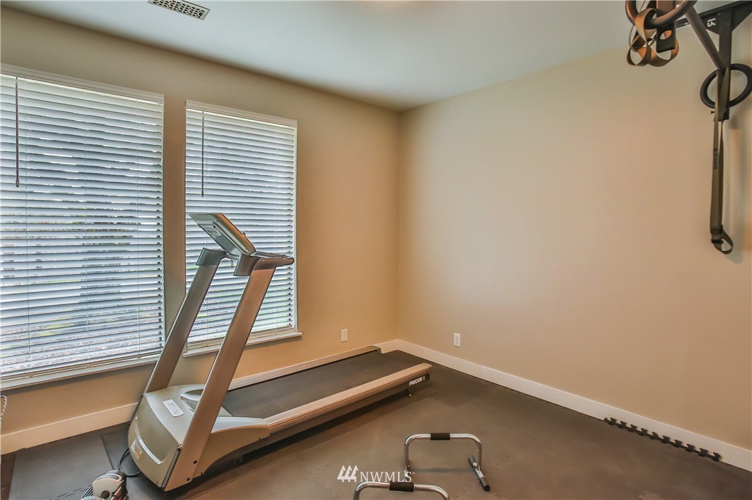 220 175th Place Southwest Bothell, WA 98012 - Photo 14 of 24