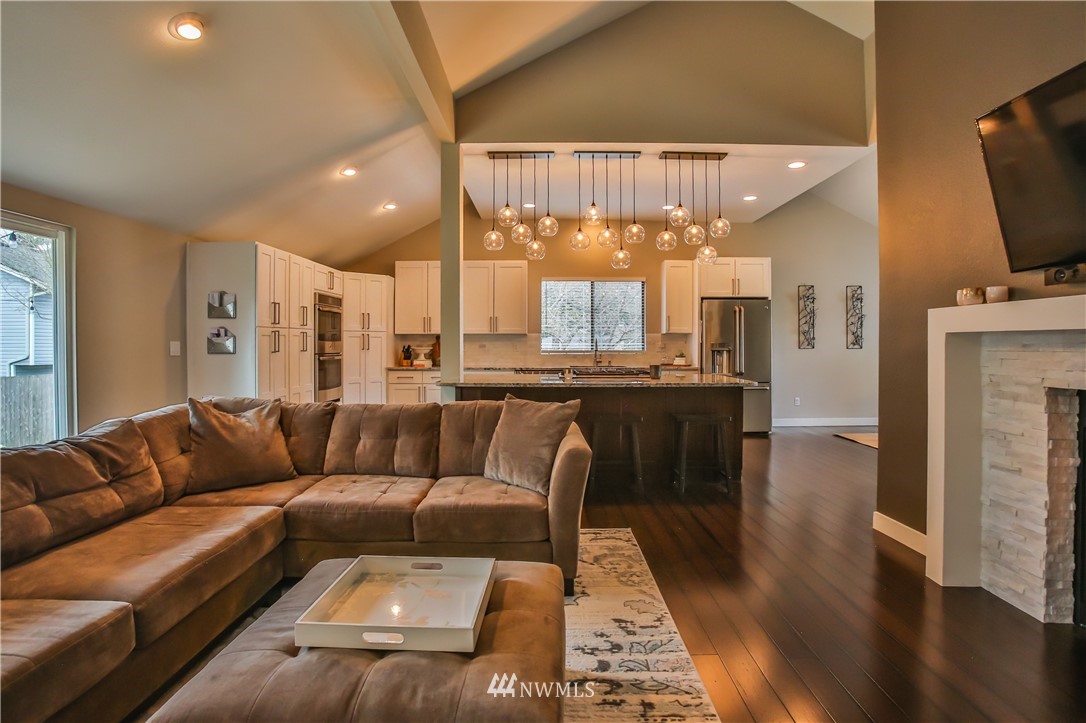 220 175th Place Southwest Bothell, WA 98012 - Photo 17 of 24