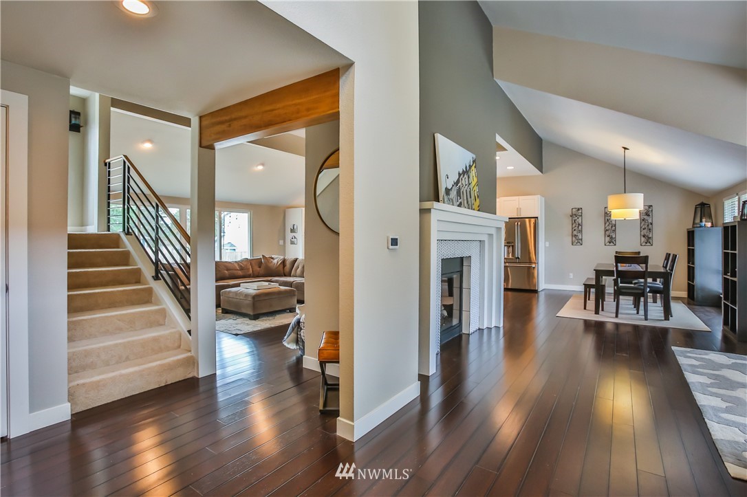 220 175th Place Southwest Bothell, WA 98012 - Photo 4 of 24