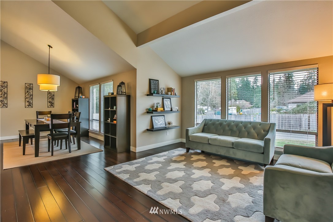 220 175th Place Southwest Bothell, WA 98012 - Photo 5 of 24