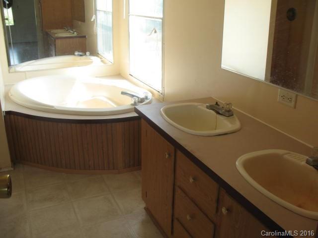 31109 Coley Farm Road Albemarle, NC 28001 - Photo 7 of 9 Gallery Image 7